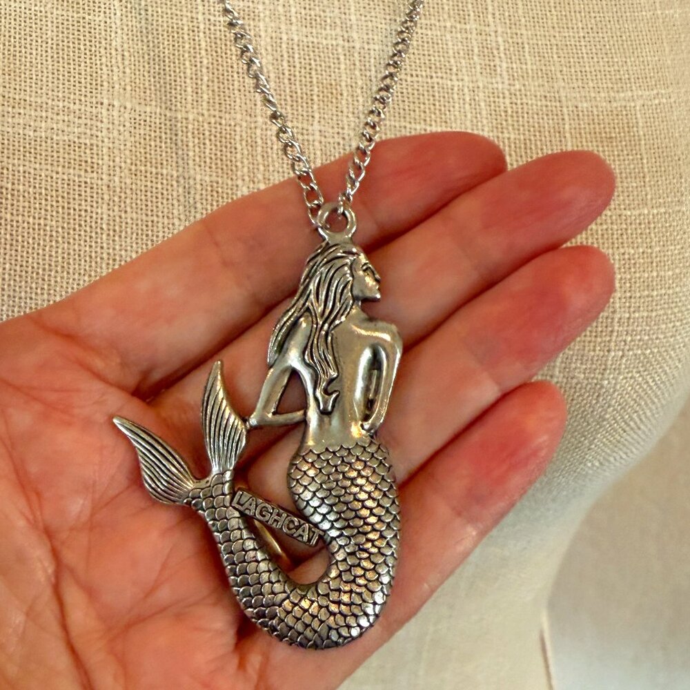 Laghcat Metallic Mermaid Necklace